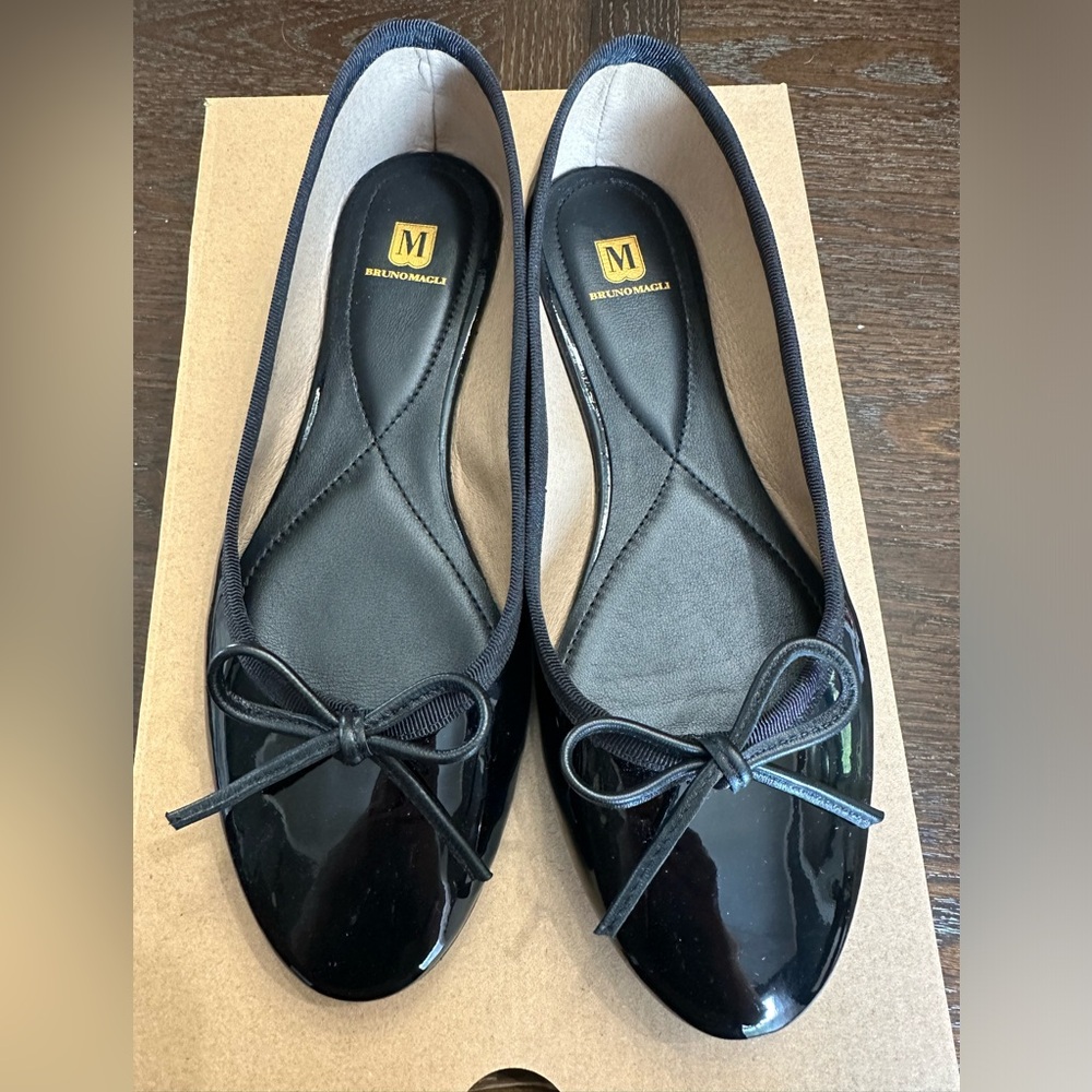 Bruno Magli Ballet Flats Size 37 (US size 6.5)